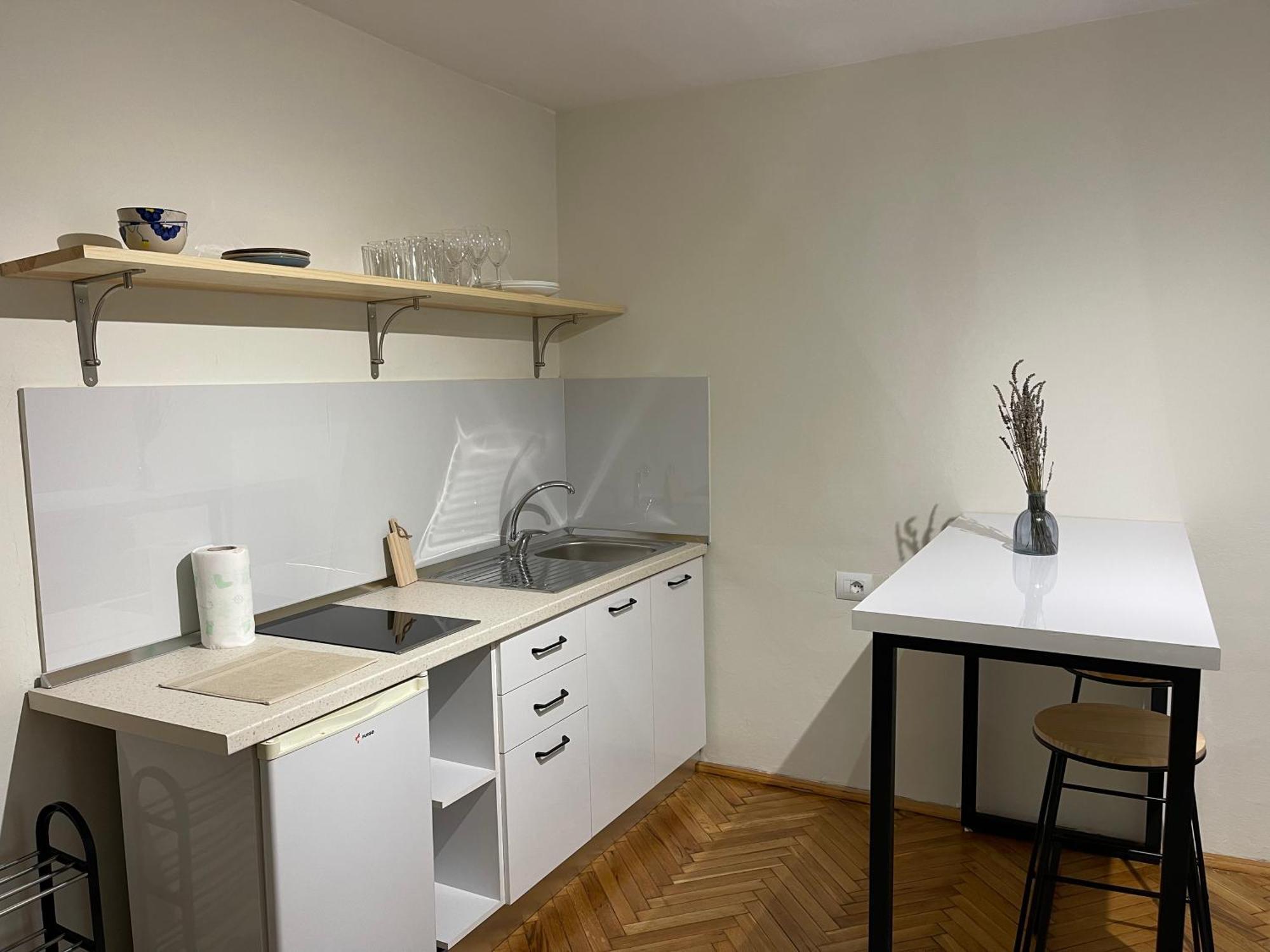 Cozy Apartment, In The Center Of Tirana Exteriör bild